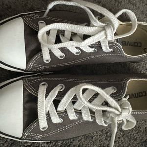Converse chuck taylor all star low top sneaker.